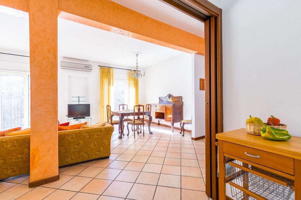 Vomero Family Apartment by Wonderful Italy