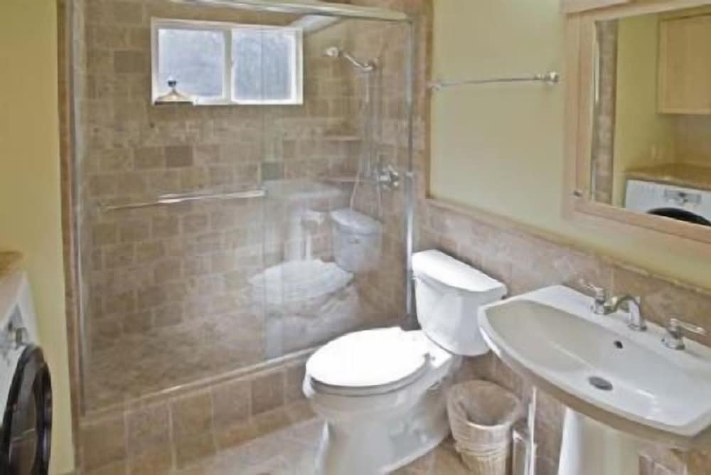 Lake Tahoe Vacations - Pine Needle Meadows - Property Image 5