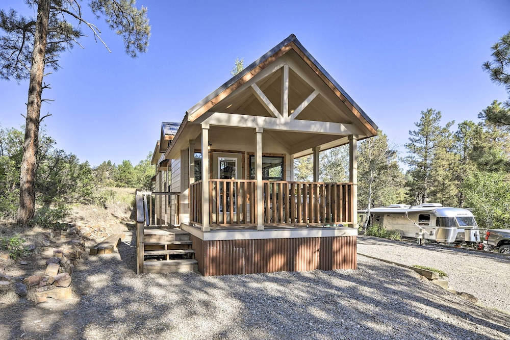 Roomy Pagosa Springs Tiny Cabin: 1 Mi to Downtown view 2