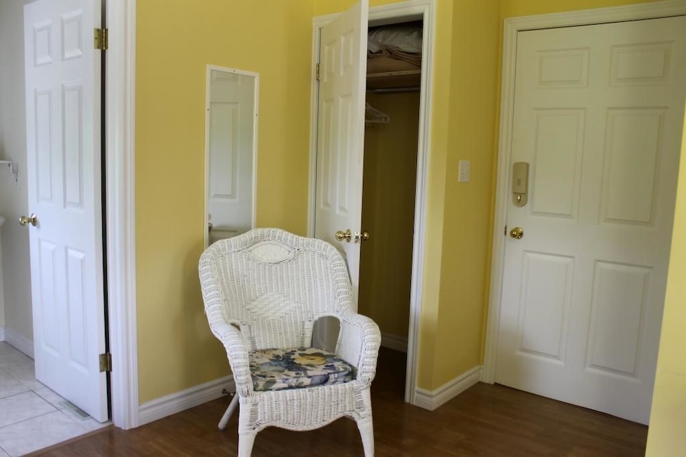 Mackenzie House B&B by Elevate Rooms