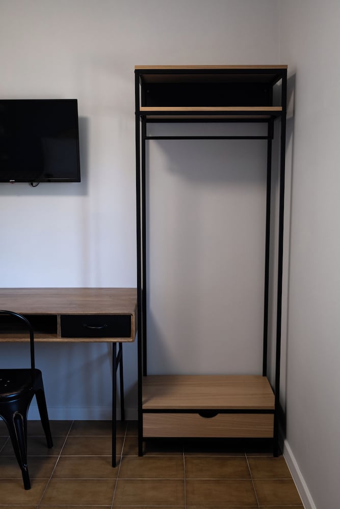 The Gate 441 Rooms