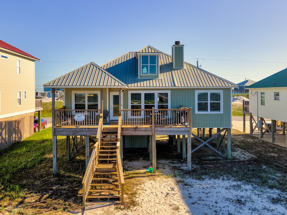 Tropical Paradise - North Side Beach Beauty! Pet Friendly - Swimming, Kayaking, Boating Or Fishing Are Just Steps Away! 4 Bedroom Home by RedAwning view 4