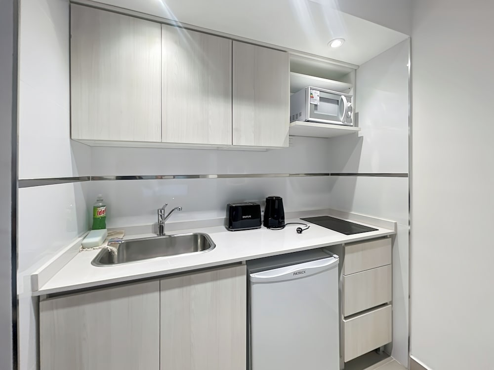 Ayres Suites Moreno