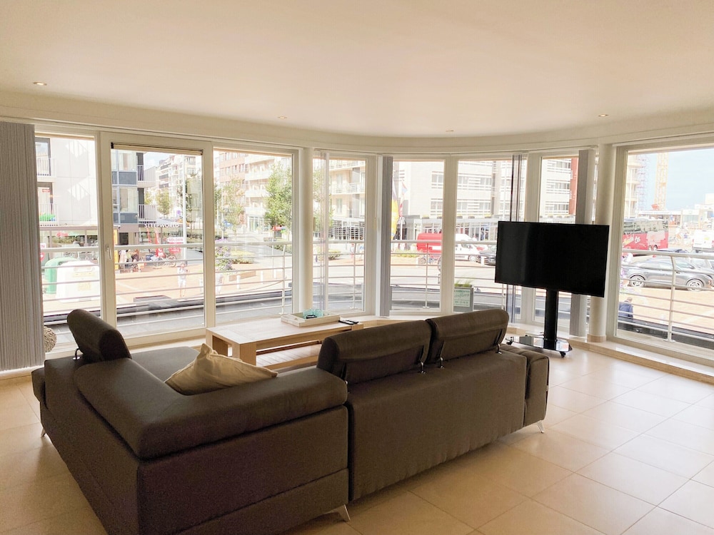 Apartment in Nieuwpoort-bad Near Beach