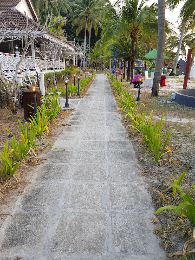 Sari Pacifica Hotel, Resort & Spa Lang Tengah