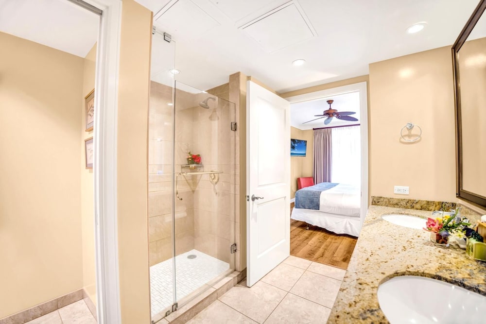 Honua Kai Hokulani 2 Free Rental Cars KBM Resorts Spacious Lanai 2 Units, 3 Bedrooms Ml-2534