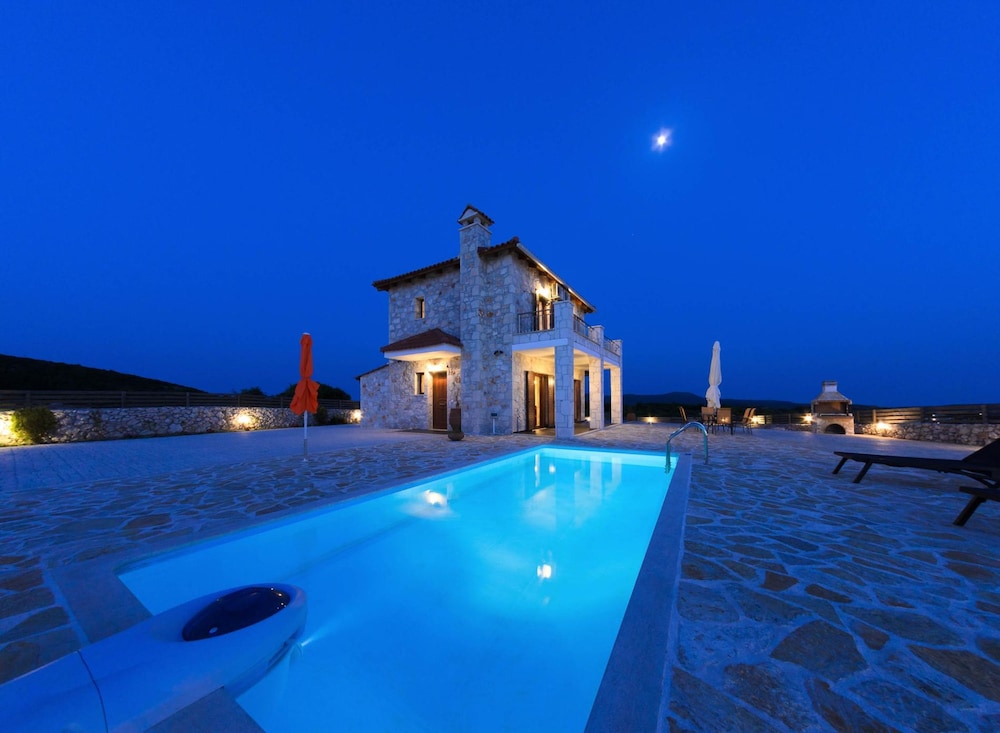 Sunset Vista Villas Classic II