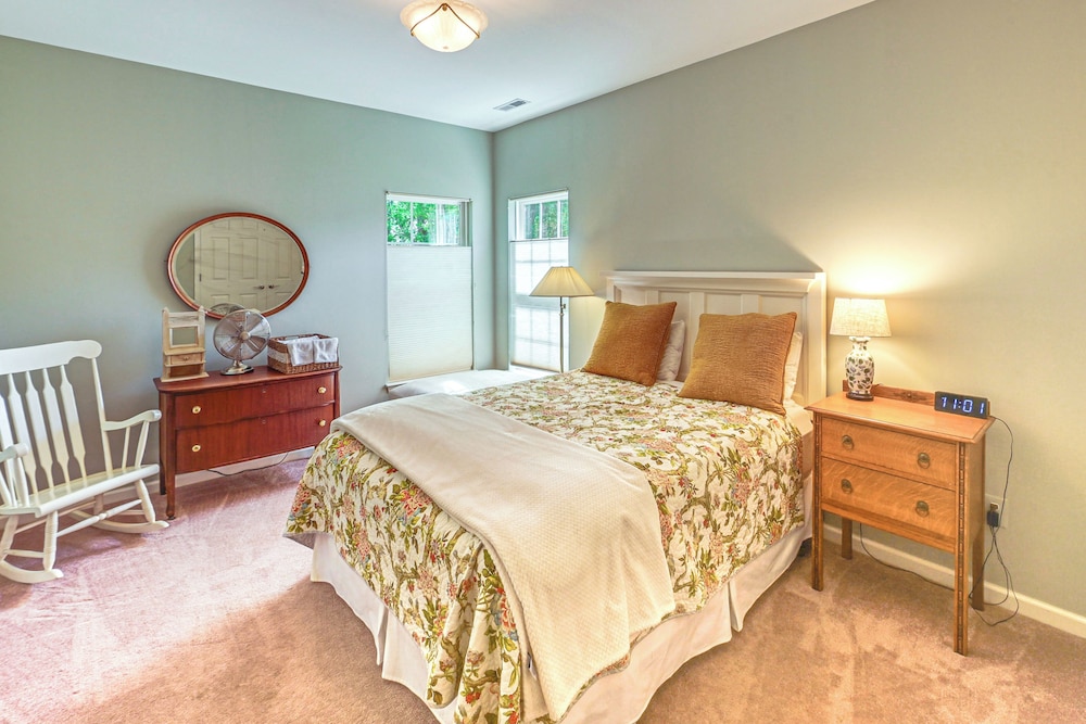 3 Mi to Bethany Beach: Home w/ Pool Access!