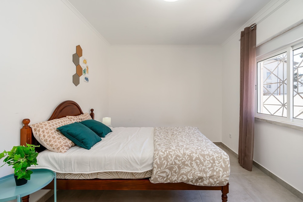 Caparica Poshtel