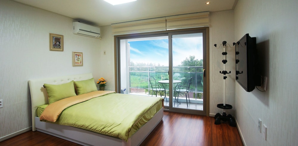 Jeju J Pension