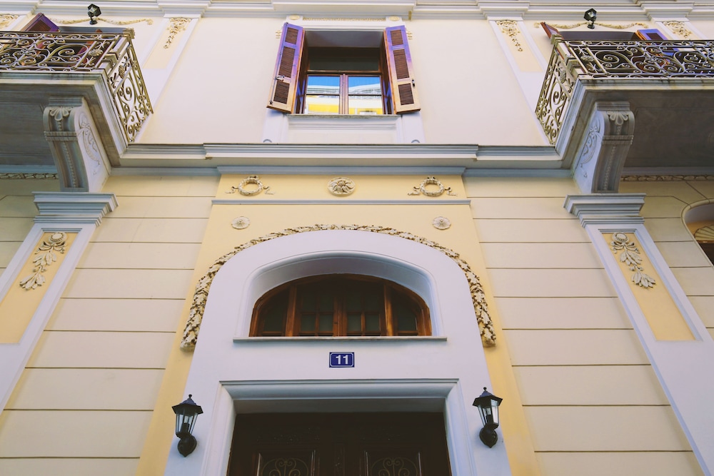 Central Apartments in Psiri