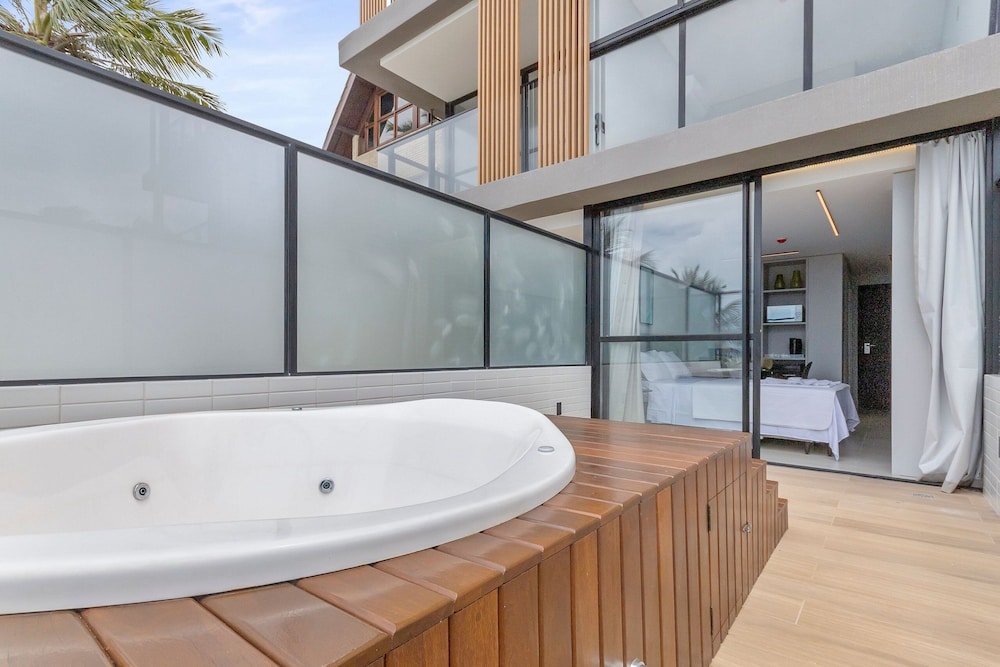 Alta Garden Housi by Carpediem