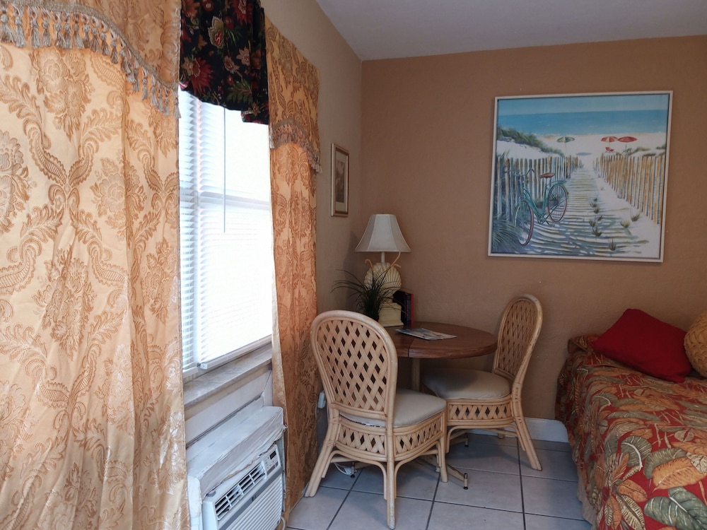 Swashbuckler Motel