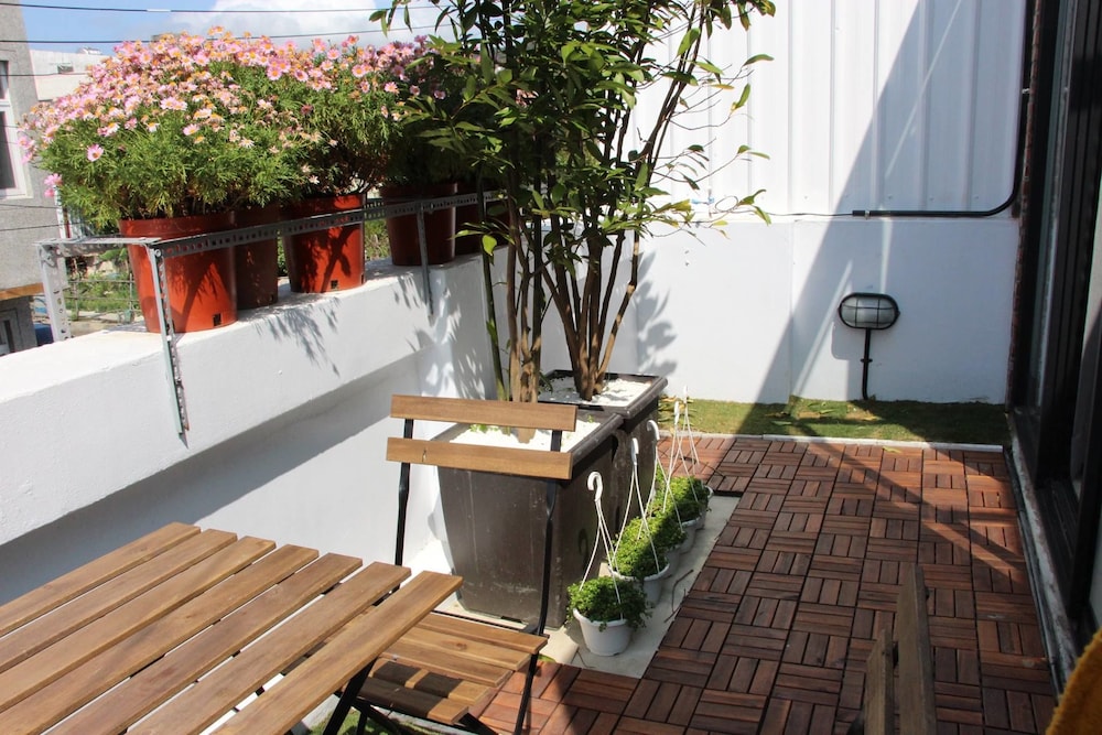 Grouppie Apartment view 2