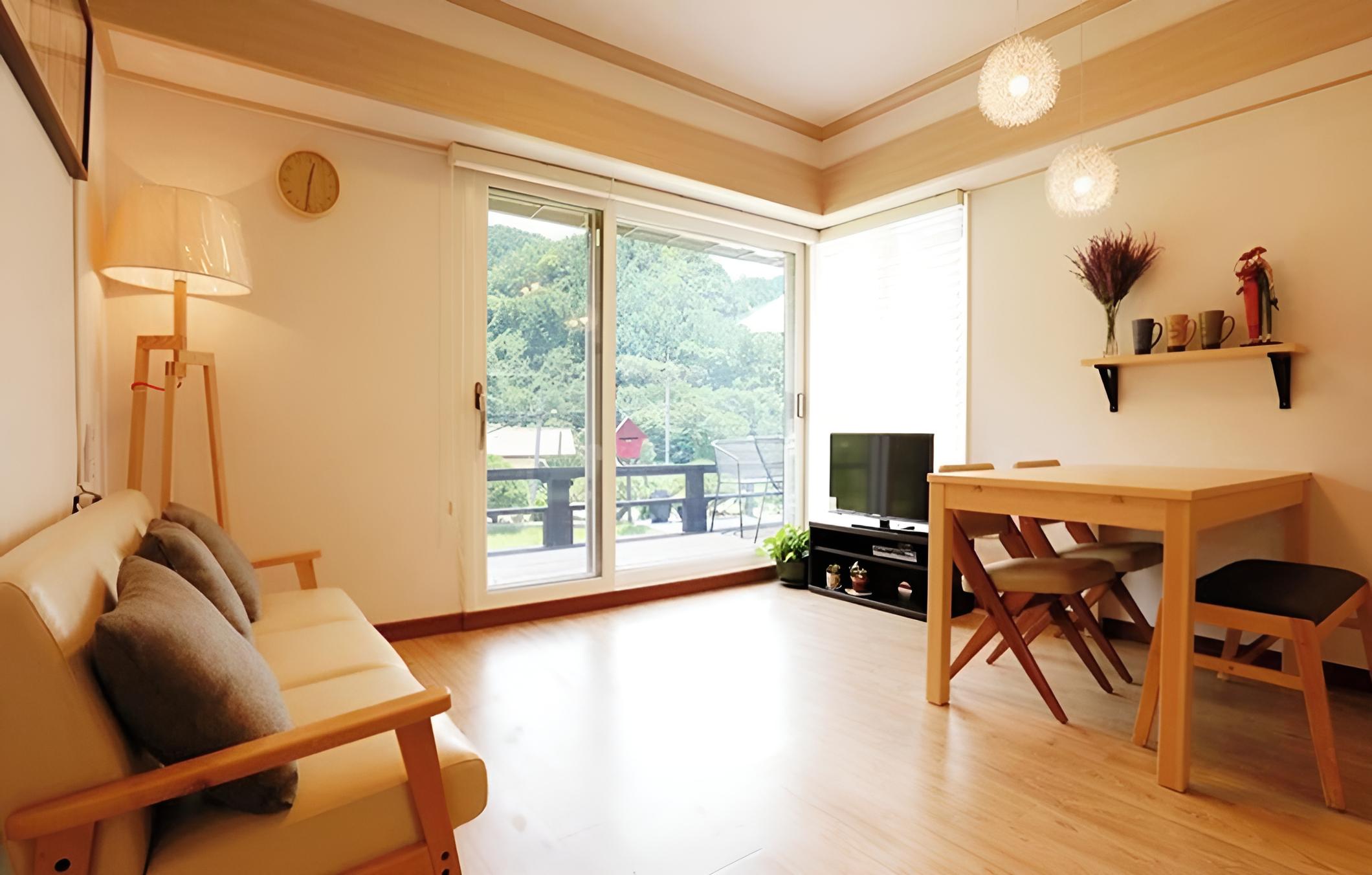 Danyang Handemy House Pension view 5