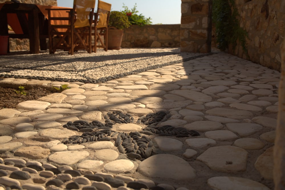 Eirini's Luxury Hotel Villas