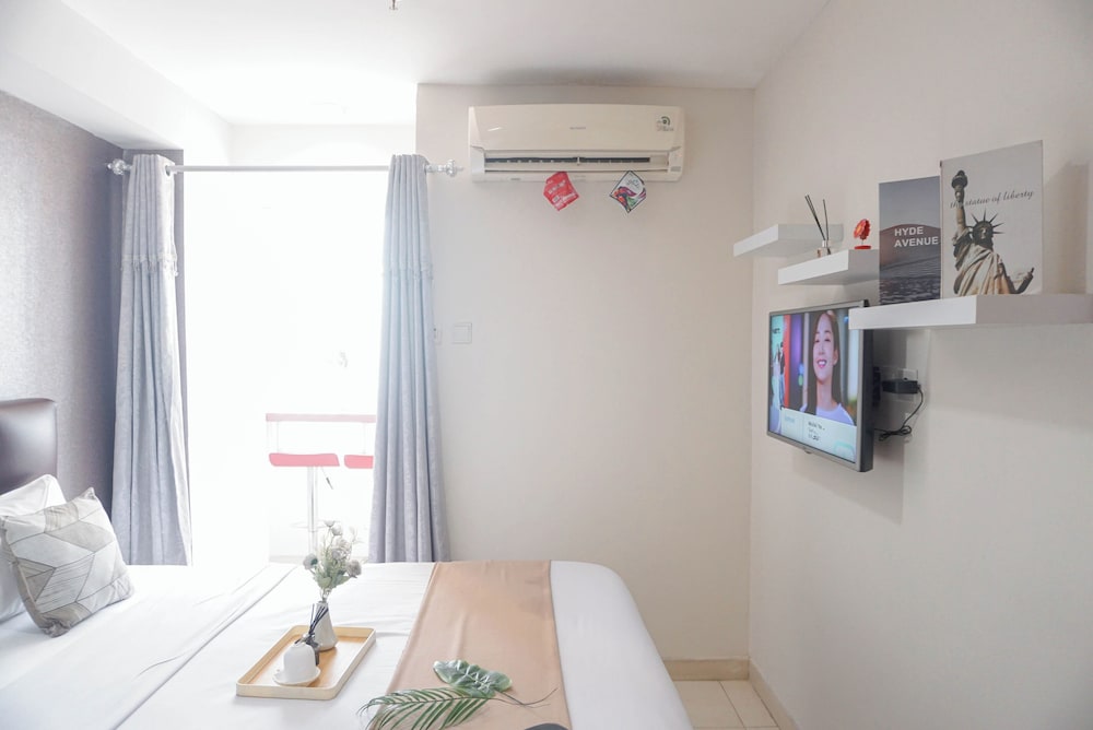 Well Furnished Studio Apartment Cinere Bellevue Suites