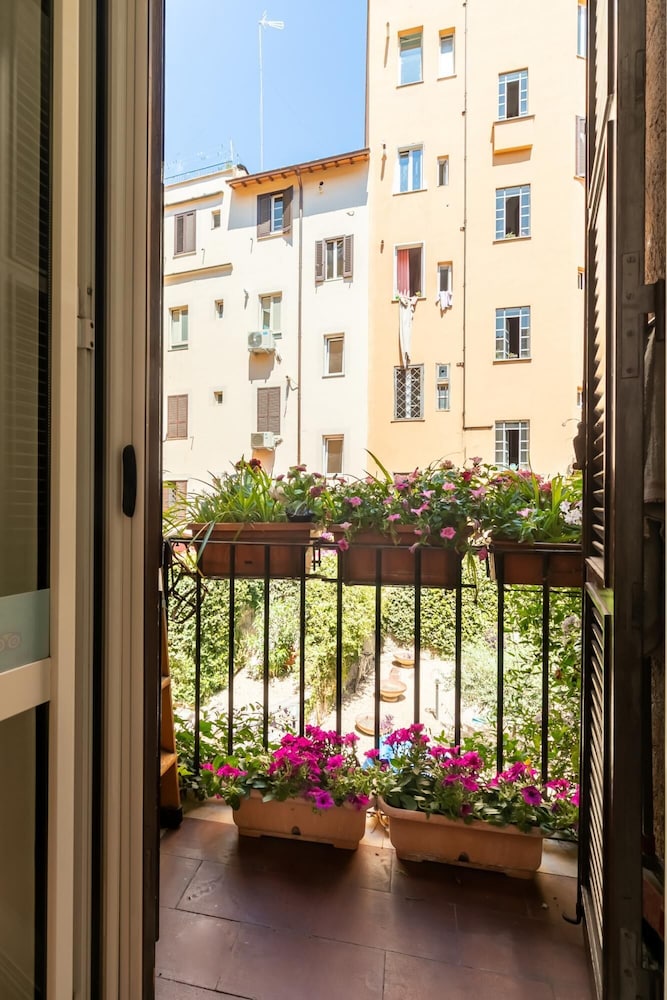 Monti Romantic Sunshine Maisonette