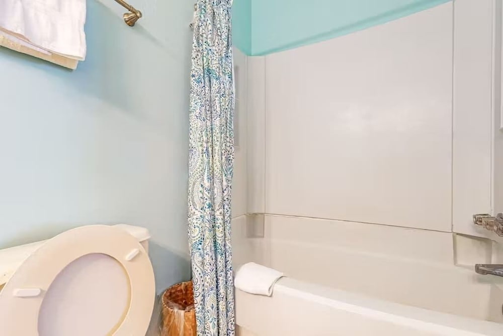 Leo s Place - 2 Bed With Pool Beaches Dining