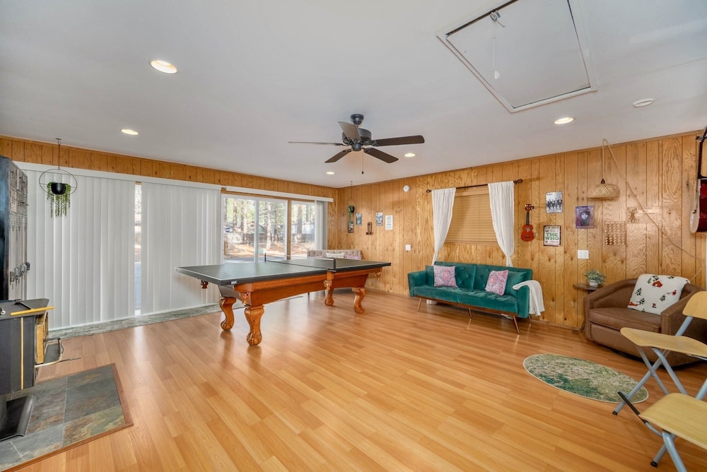 846 Stanford 3 Bedroom Home