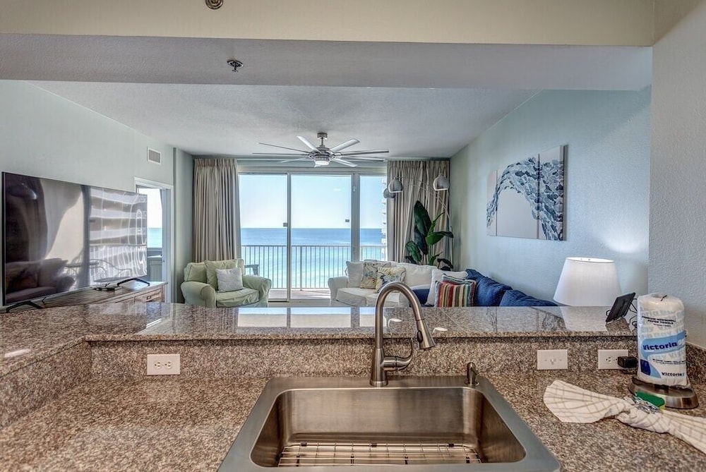 Shores Of Panama 1118 2 Bedroom Condo