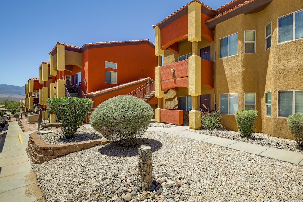 Mesquite Condo w/ Community Pool  Hot Tub! - Property Image 4