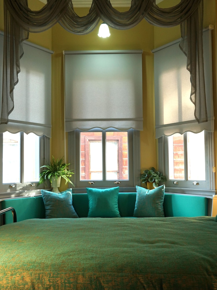 Tilas House No8 - Yurt - Image 5