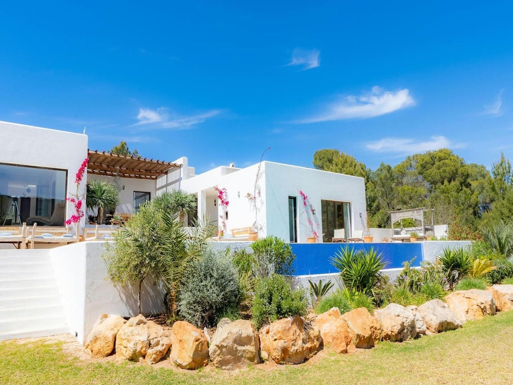 Holiday Home With sea View