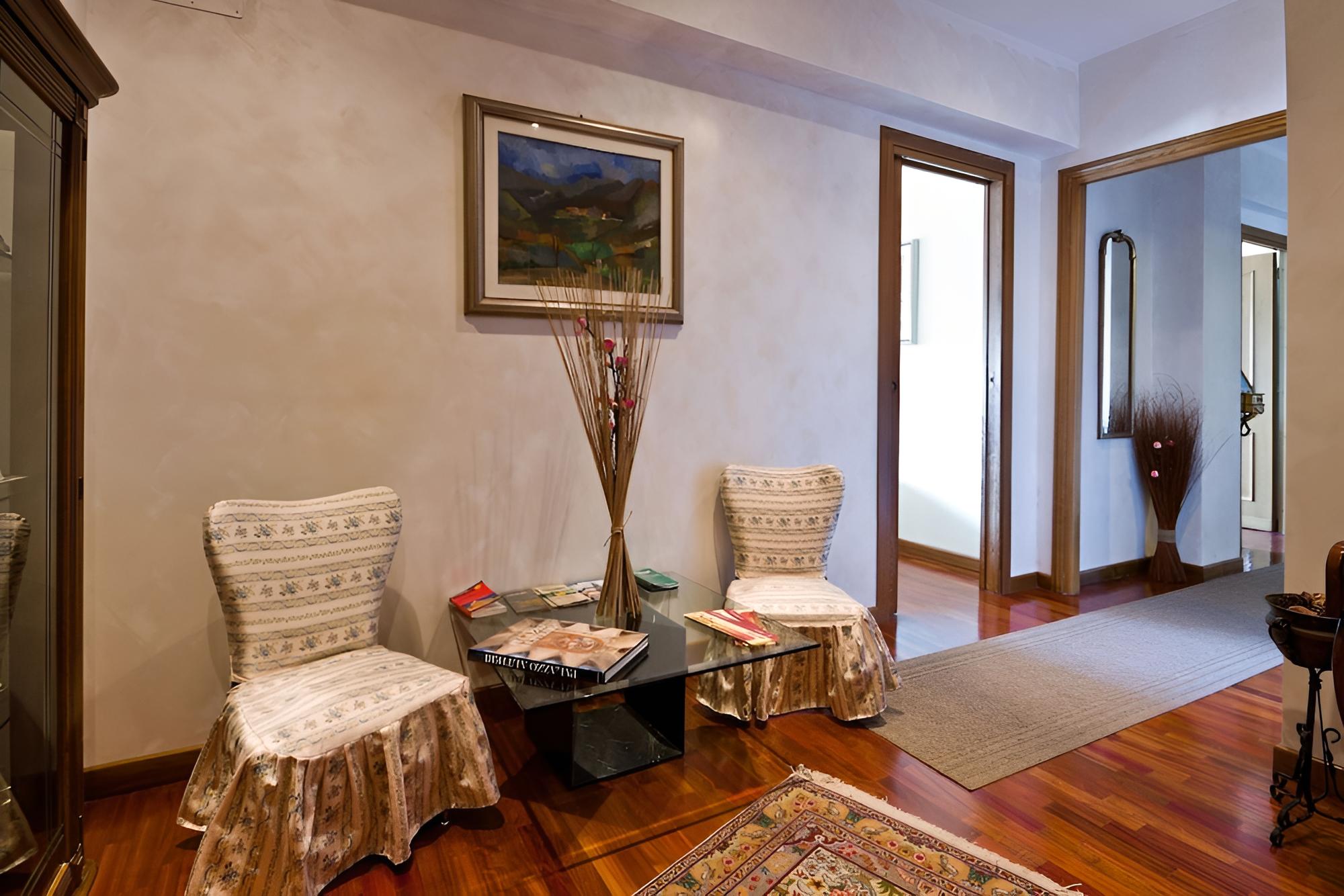 B&B Davila 25