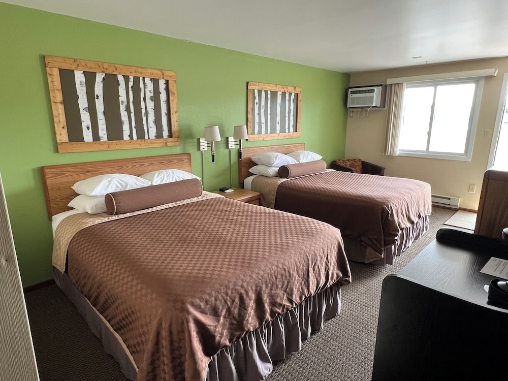 Cedar Hill Lodge