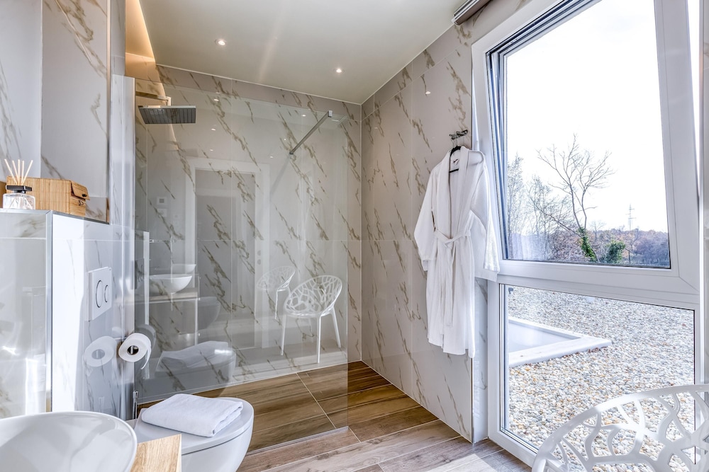 Luxury Villa Sonia With Wellness Gym