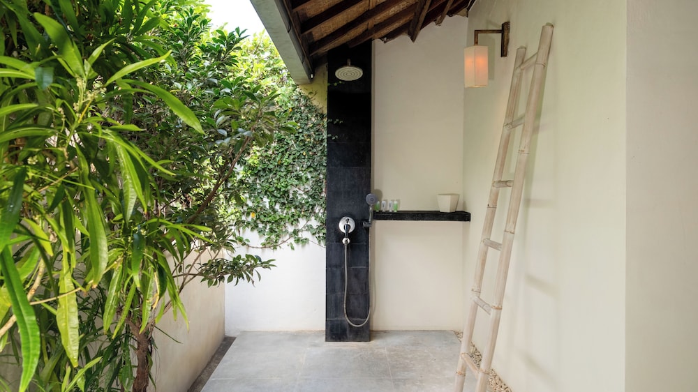 Villa Mogi by Villa Finder