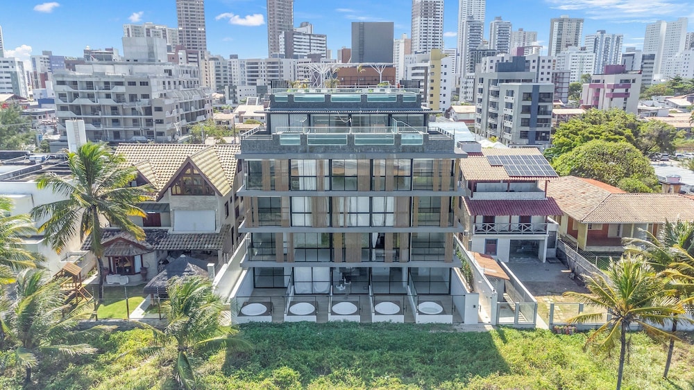 Alta Garden Housi by Carpediem