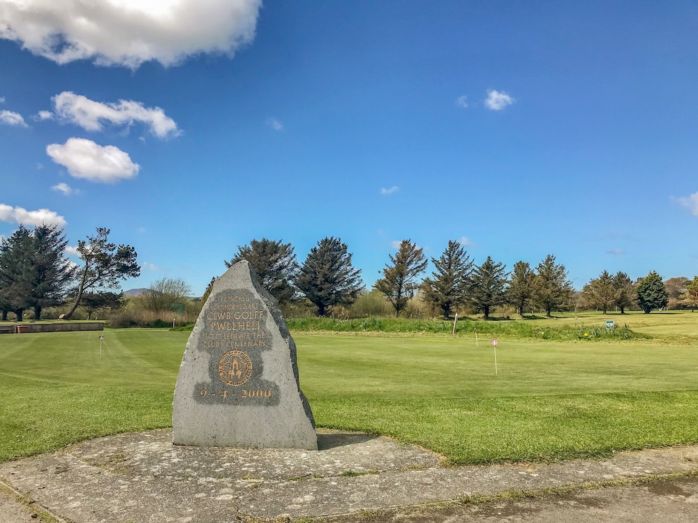 Moondunes - Pwllheli