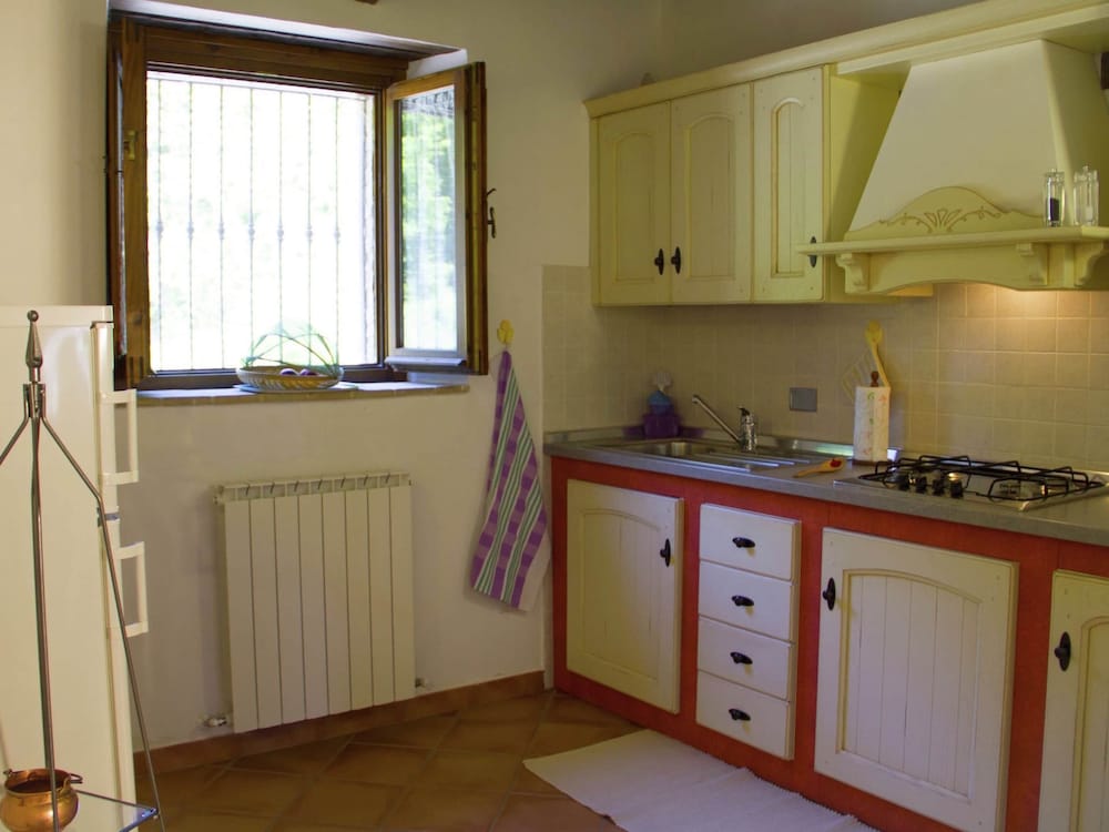 Holiday Home in Pietrafitta Near Lake Trasimeno view 5