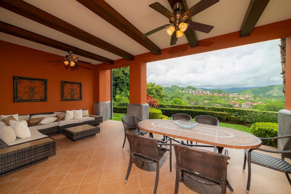Montebello 4E 3bed 3 Bath