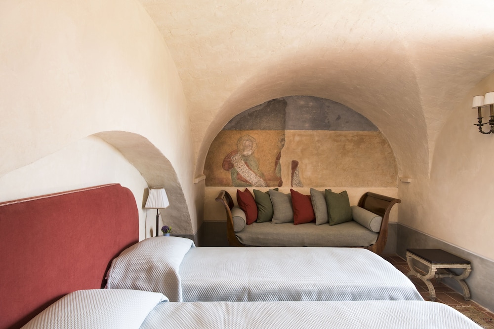 Borgo Pignano Volterra Tuscany