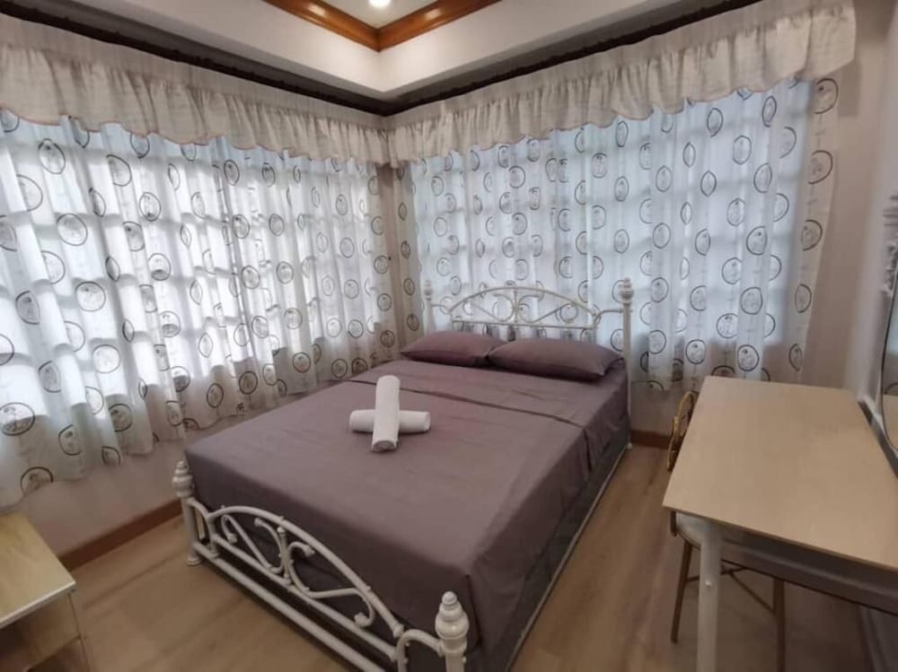 Seremban Resort Villa by uBook
