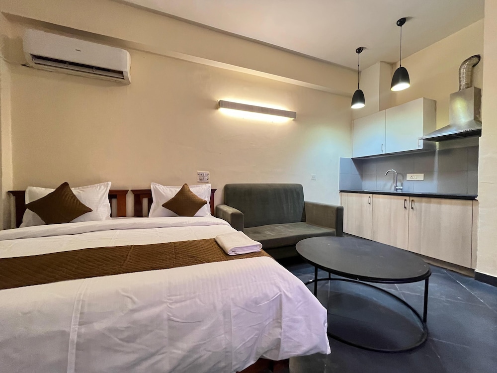 GoBravo Residences – Kapashera, New Delhi