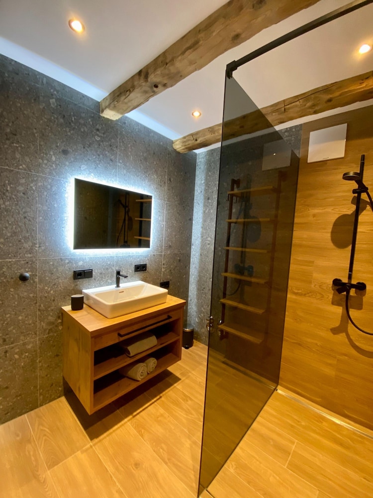 Apartment in Saalfelden Near Ski Slopes