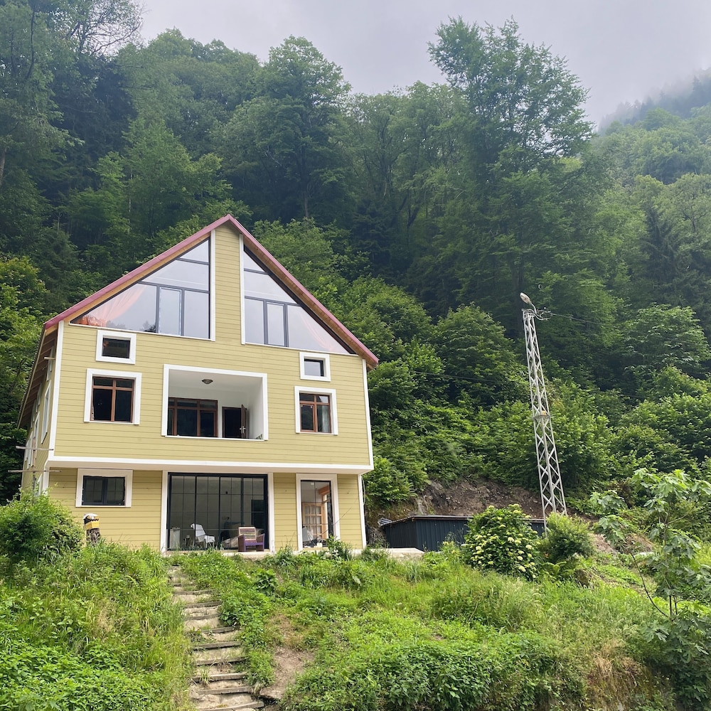Nanu's Ayder Bungalow ve Kahvaltı view 5