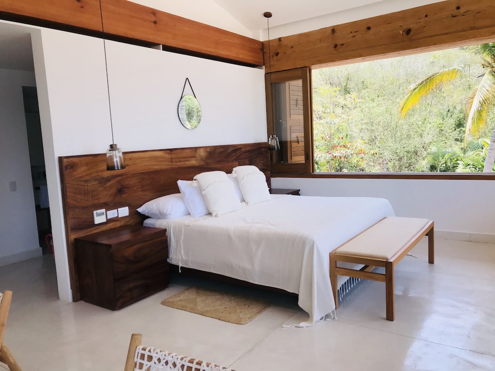 El Careyes Club & Residences