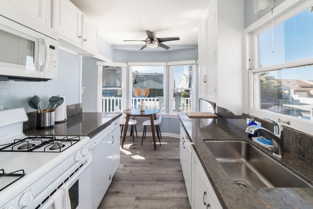Pacific Bungalow