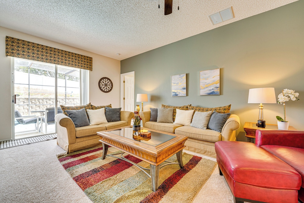 11 Mi to Disney: Home w/ Pool in Davenport!