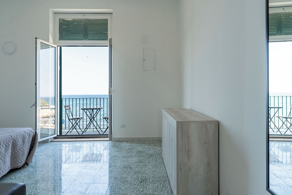 The Sea Outside Apartments