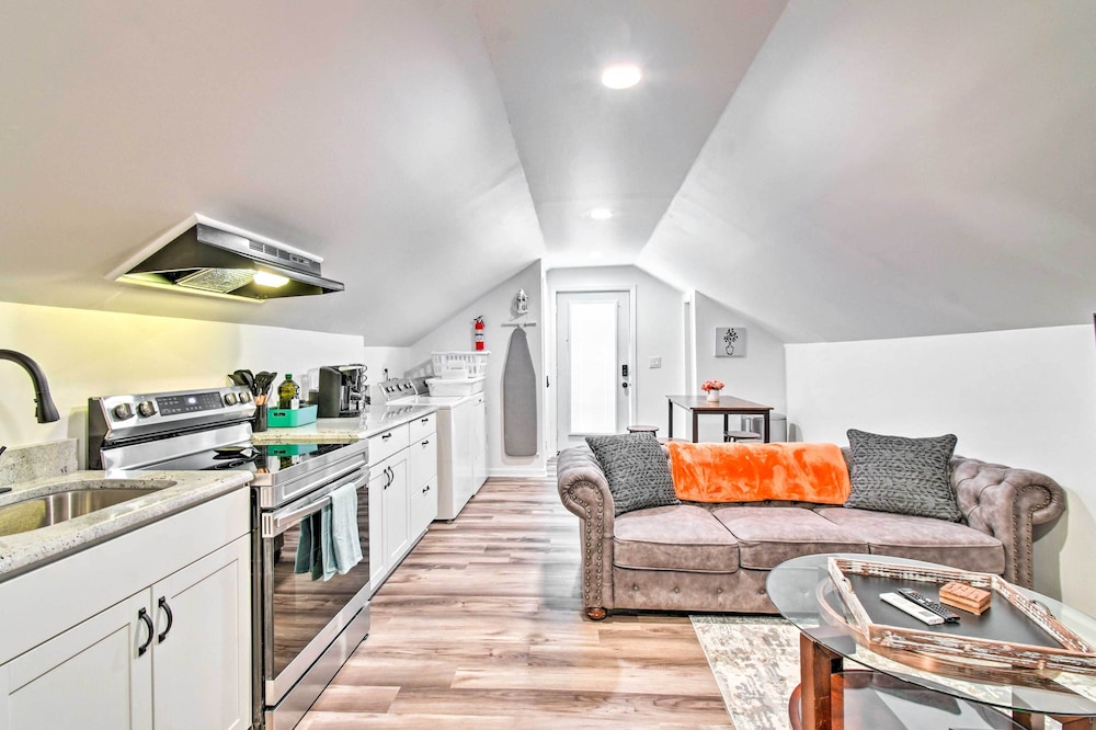 Fayetteville Apartment w/ Yard: Pets Welcome! view 3