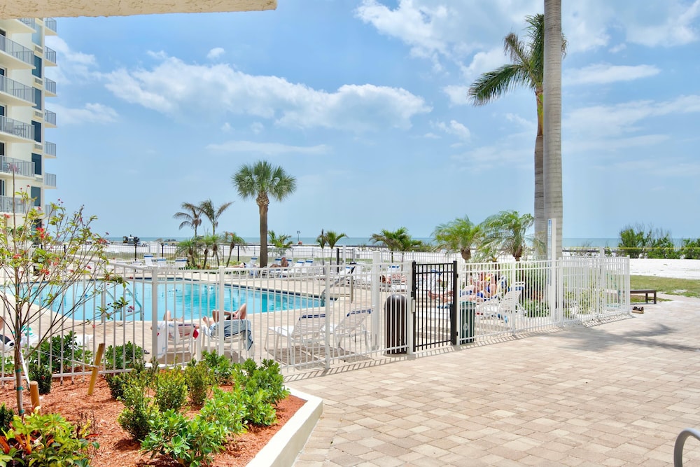 Estero Beach & Tennis 1004-a