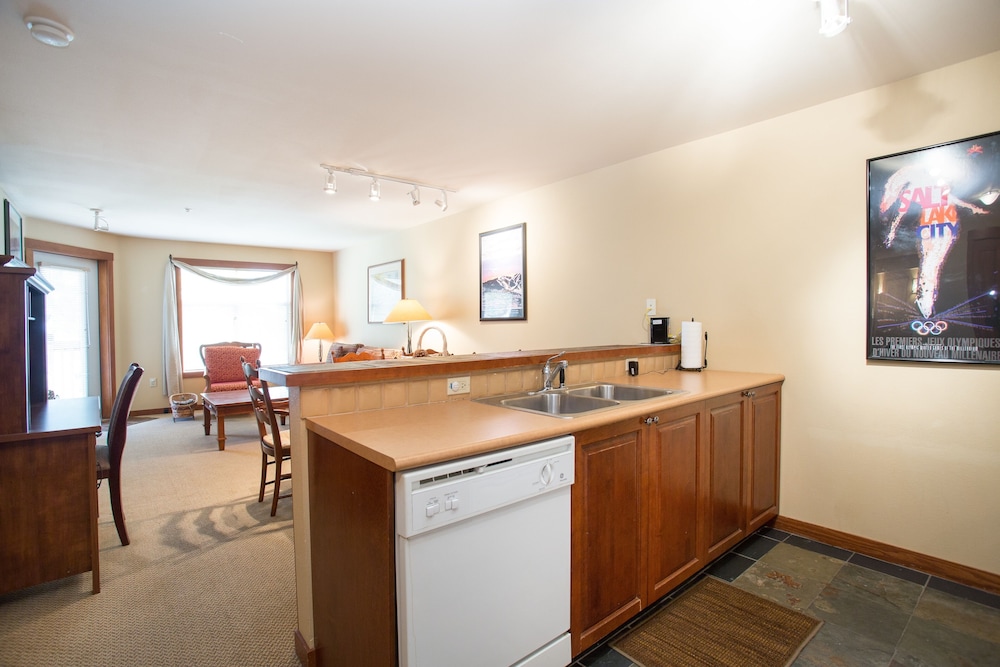 One Bedroom Condos at Powderhorn Lodge - Solitude UT