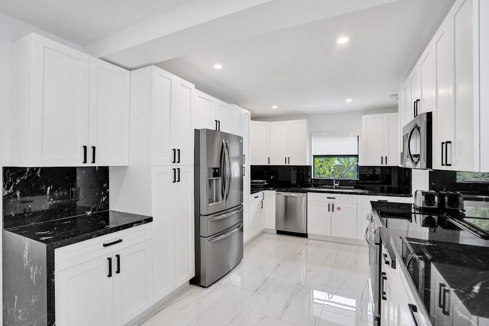 Hibiscus House in Fort Lauderdale