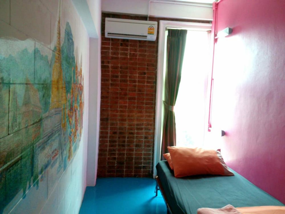 Chic Hostel